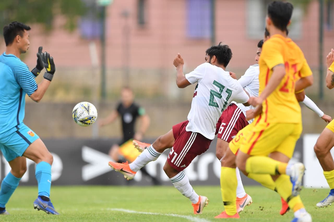 El Tri tuvo más oportunidades de ampliar el marcador, encontrando un muro en la defensa rival.