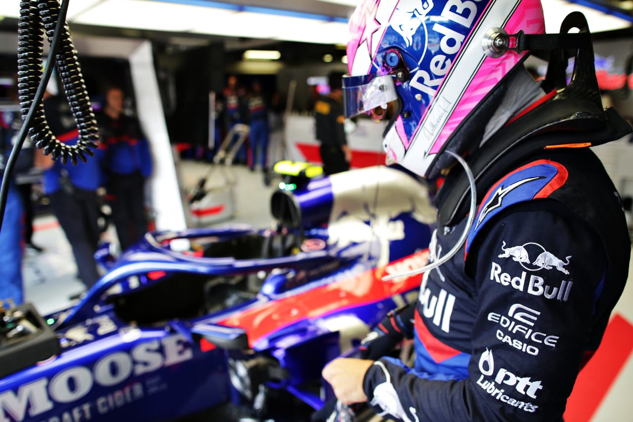 Pierre Gasly de France y Scuderia Toro Rosso.