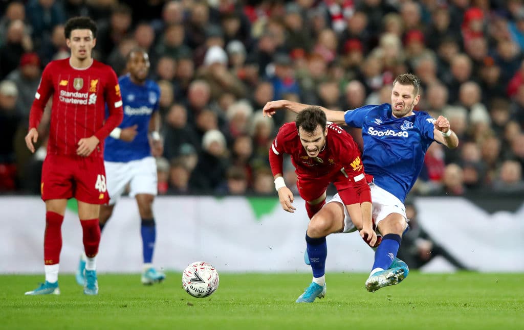 Con juveniles, los Reds se quedan con el 'Derbi de Merseyside' y siguen con vida en la FA Cup.