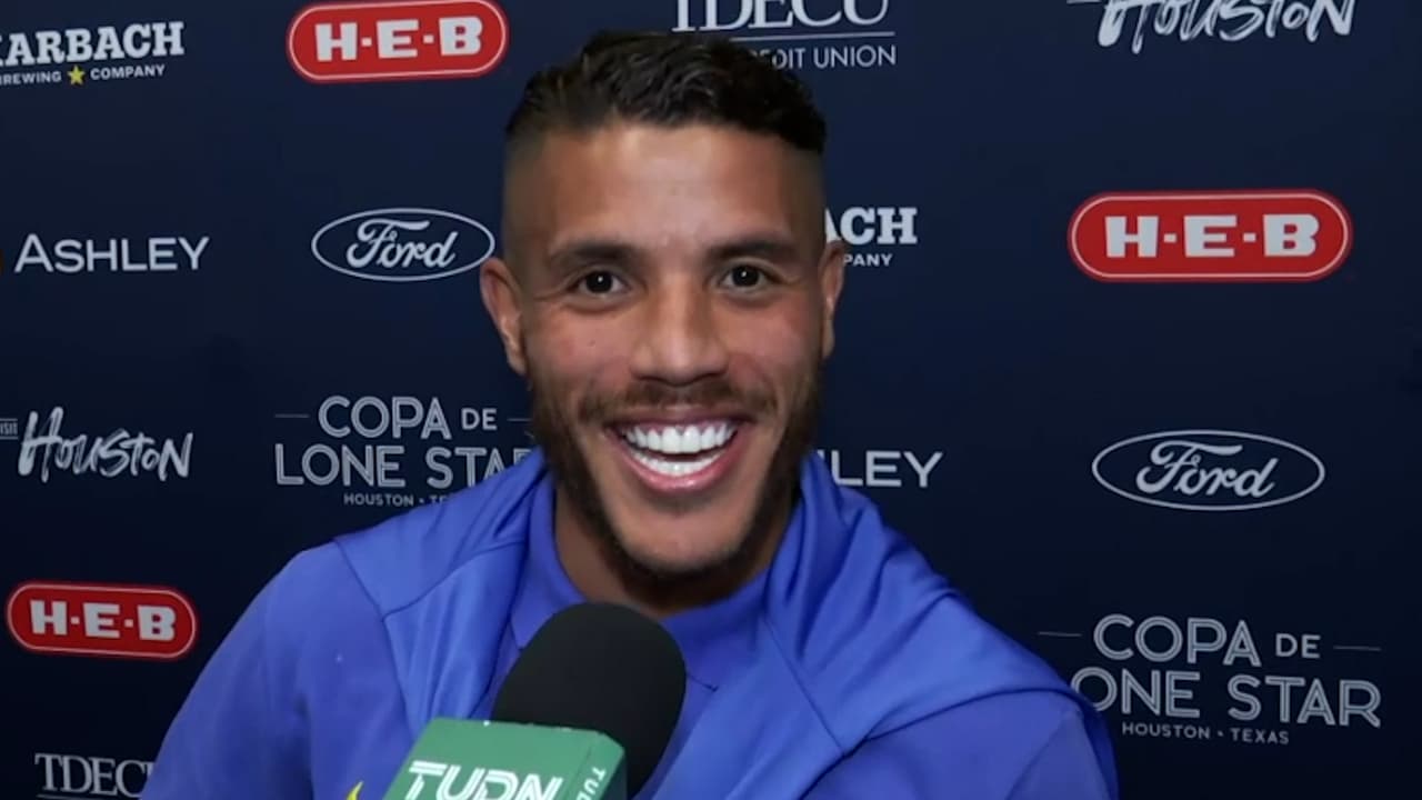 El divertido recibimiento de Jona a Dani Alves: "¡Bienvenido, güey!"