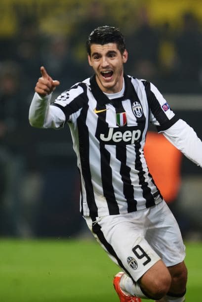 9 ÁLVARO MORATA El joven delantero español se ha convertido en un auténtico talismán para la Juventus y ya es ídolo de la afición biaconera tras su doblete ante el Real Madrid que puso a la Vecchia Signora en la gran final. El canterano merengue no era titular cuando empezó la fase de grupos de la Liga de Campeones, pero le robó el puesto a su compatriota Fernando Llorente al aparecer en el momento clave, durante la ronda de eliminatorias. Solo tiene dos partidos completos con la Juve en el torneo, ambos como local ante Olympiacos y Dortmund, a este último le marcó un gol. Después liquidó al Borussia en Alemania para luego ser el verdugo de su Madrid con sus dos tantos en semifinales. Hay muchas esperanzas para que repita su gran actuación ahora en Berlín.
