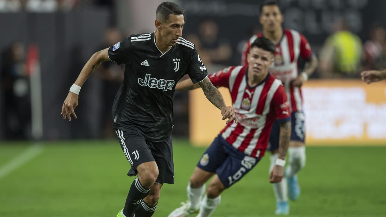 Pavel Pérez enciende las alarmas por lesión en el Chivas vs Juventus