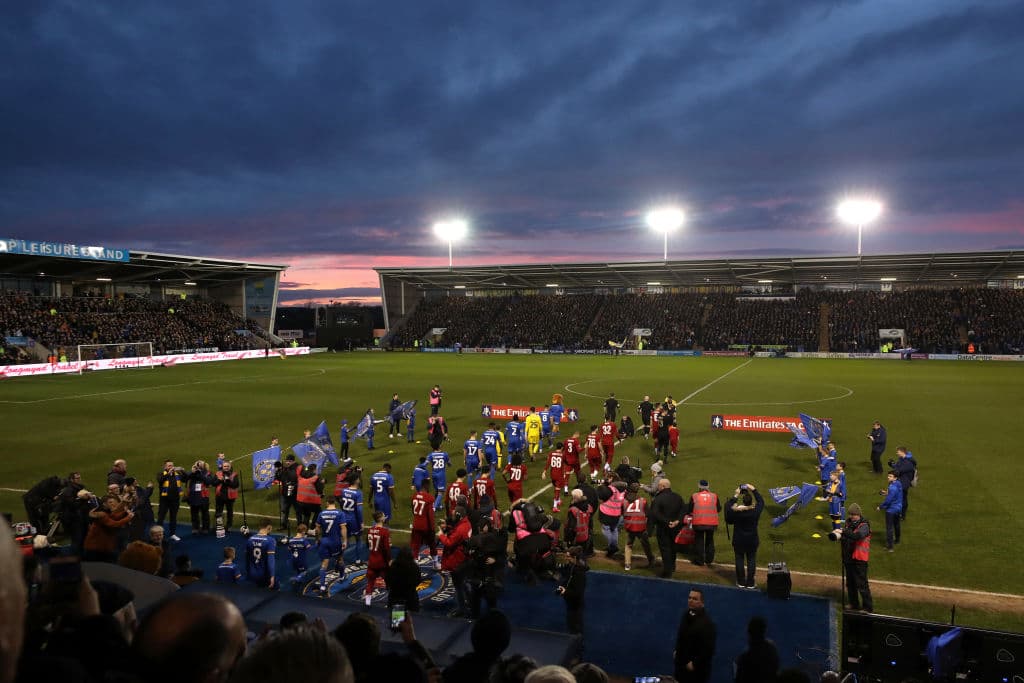 New Meadow es el escenario que recibió al Liverpool para el partido de la cuarta ronda de la FA Cup, en Shrewsbury, el juego terminó 2-2 y habrá replay en Anfield.