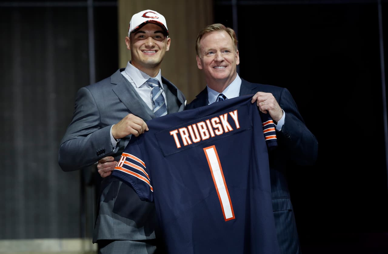 Chicago Bears apostaron todo por tomar a Mitch Trubisky 