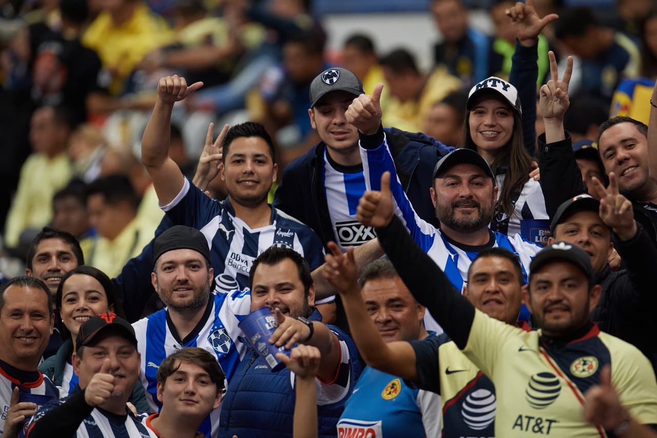 La afición de América y Rayados ya juega la Gran Final de la Liga MX.