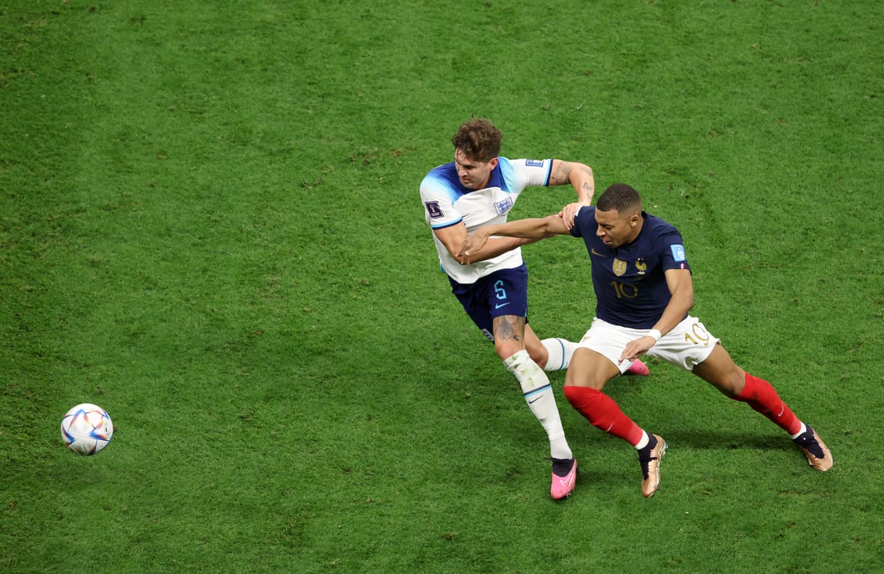 Francia elimina a Inglaterra en el partido donde Harry Kane falló el primer penalti del equipo de los tres leones en la historia de su participación en Copas del Mundo.