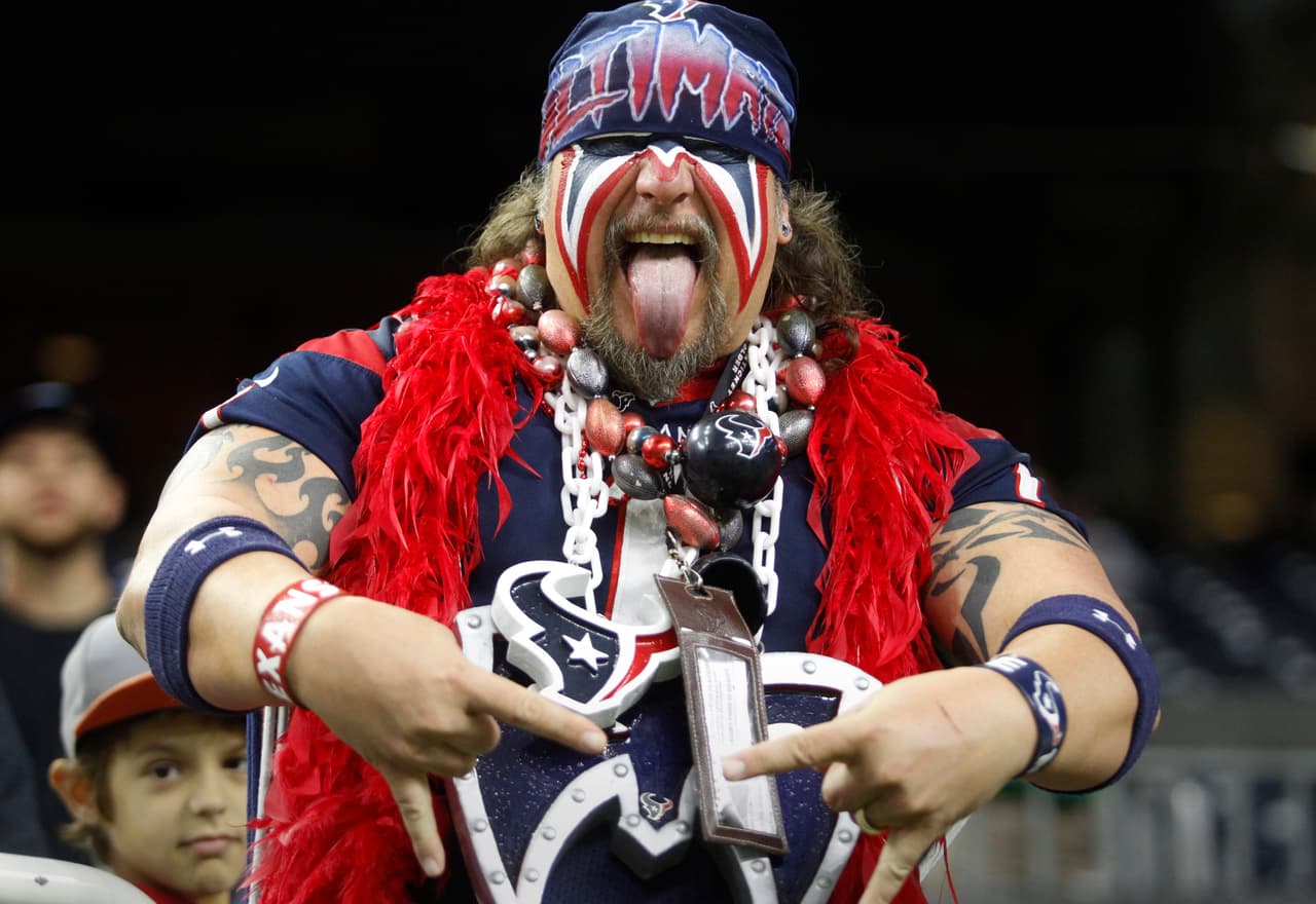 Pasión, locuras y disfraces, los fans de la NFL en la Semana 8.