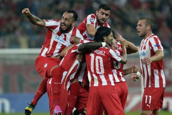 El conjunto helénico se adelantó con tantos de Masuaku y Afelai; Mandukic descontaría para los colchoneros en la primera parte.