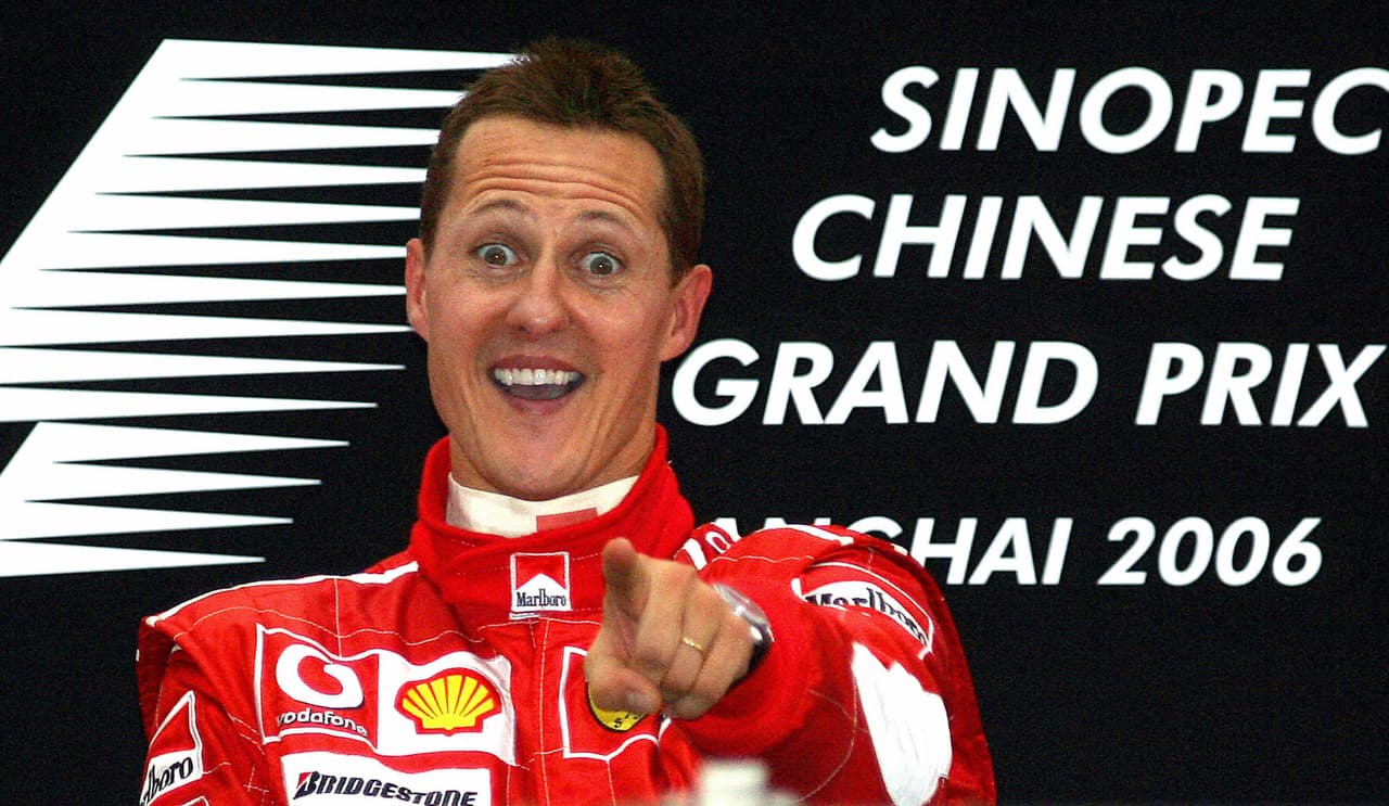 El Gran Premio de China será la segunda carrera del campeonato de Fórmula 1 en 2017, 11 años después de que el piloto alemán Michael Schumacher obtuviera en ese escenario su última victoria en la F-1. Así fue la jornada en Shanghai de la leyenda, cuyo estado de salud se desconoce en la actualidad.
