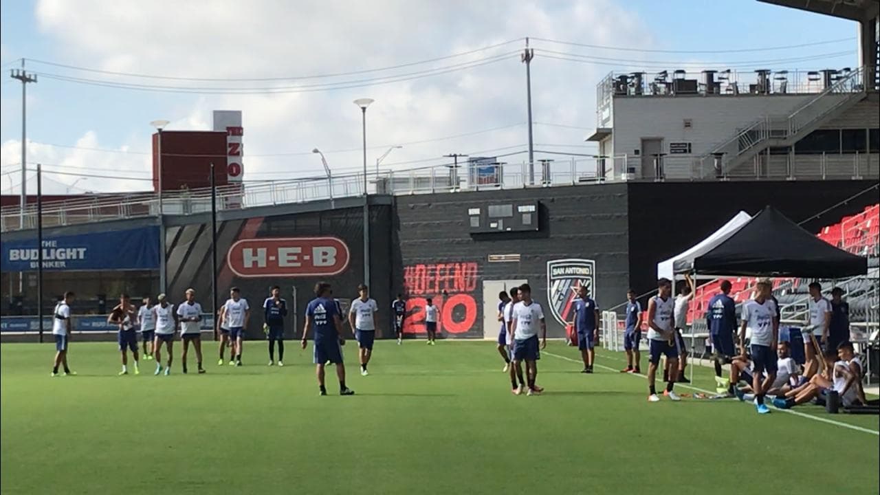 Argentina entrena en San Antonio enfocado en México