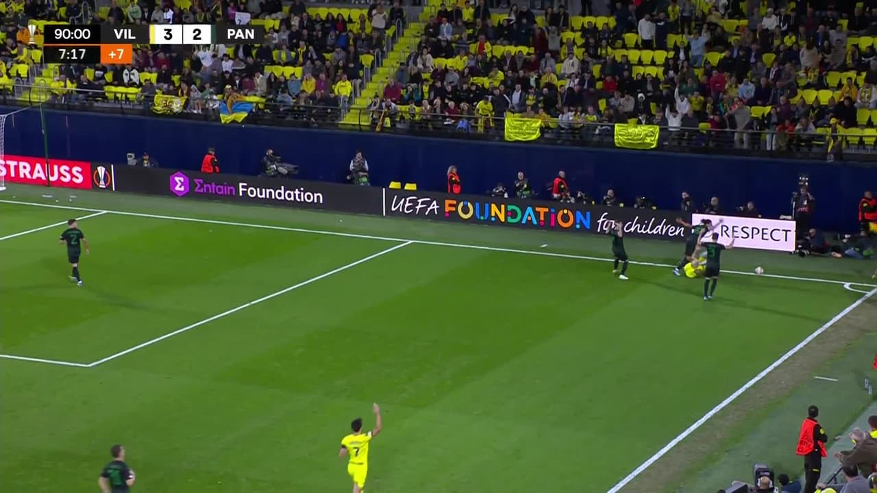 ¡TIRO ATAJADO! disparo por Ben Brereton.