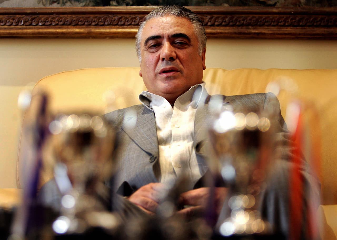 Madrid, SPAIN: Former Real Madrid FC President Lorenzo Sanz, one of five candidates for the club's presidency, appears in Madrid 15 June 2006. Five candidates put their names forward for the July 2 election with fans tempted by promises of fresh blood, concert tickets and free entry to top nightclubs. Sanz launched his comeback bid under the slogan, "Let's talk football." AFP PHOTO/ STR (Photo credit should read STR/AFP/Getty Images)