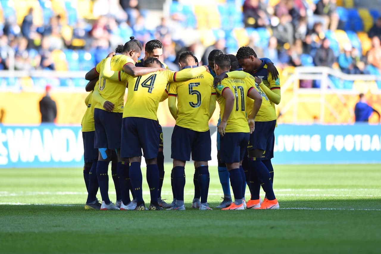 Una última reunión de los jugadores sudamericanos para enfrentar este decisivo juego.