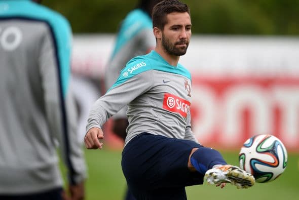 Joao Moutinho. Posición: Mediocampista. Fecha de nacimiento: 8 de septiembre de 1986. Club: AS Mónaco, Francia.