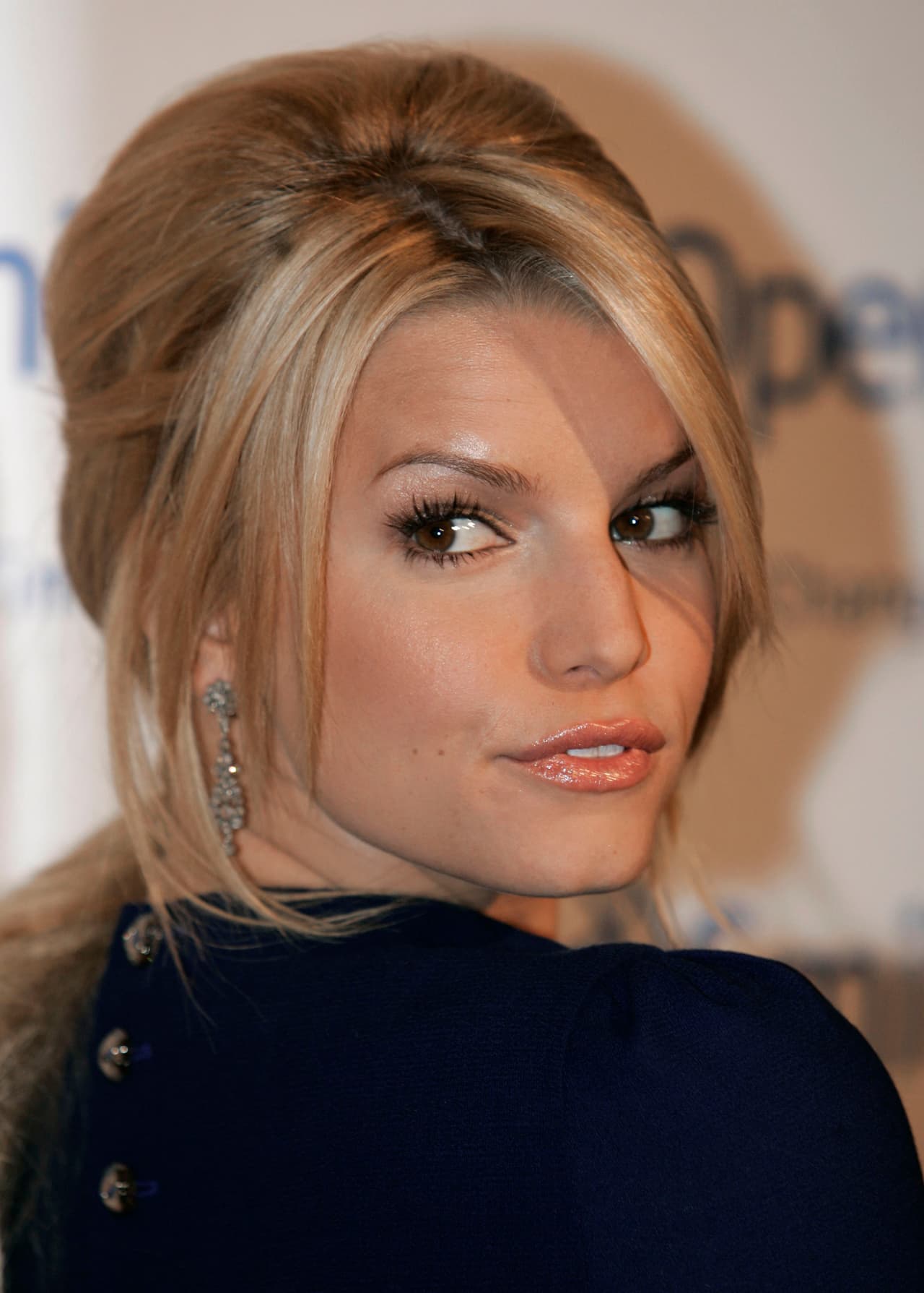<b>Jessica Simpson </b>