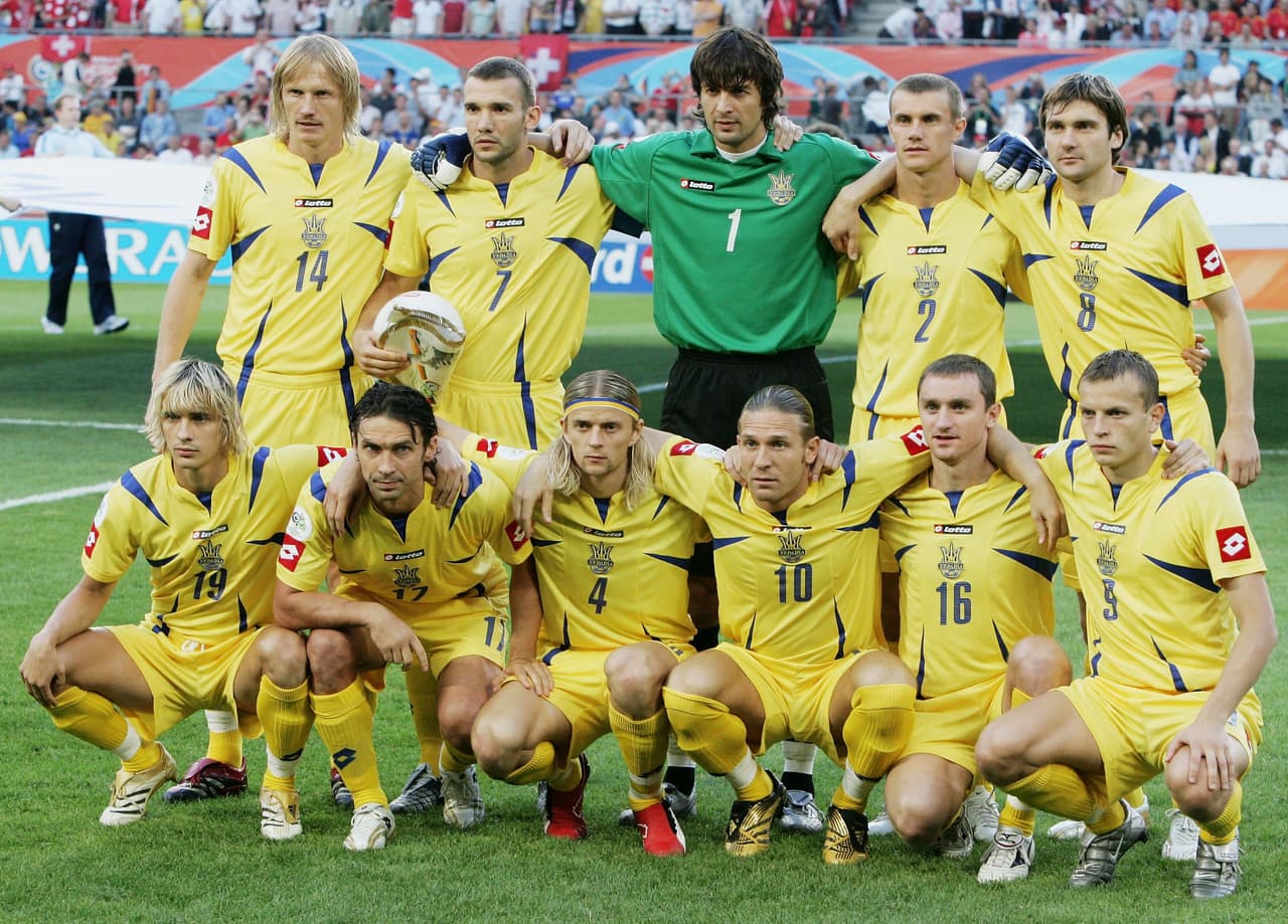 Por último, 
<b>la selección de Ucrania tambén jugó su primer Mundial </b>en Alemania 2006 como una nación independiente.