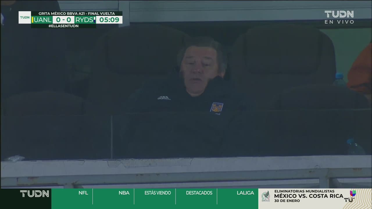 ¡Está en el Volcán! ‘Piojo’ presente en el Tigres Femenil vs Rayadas