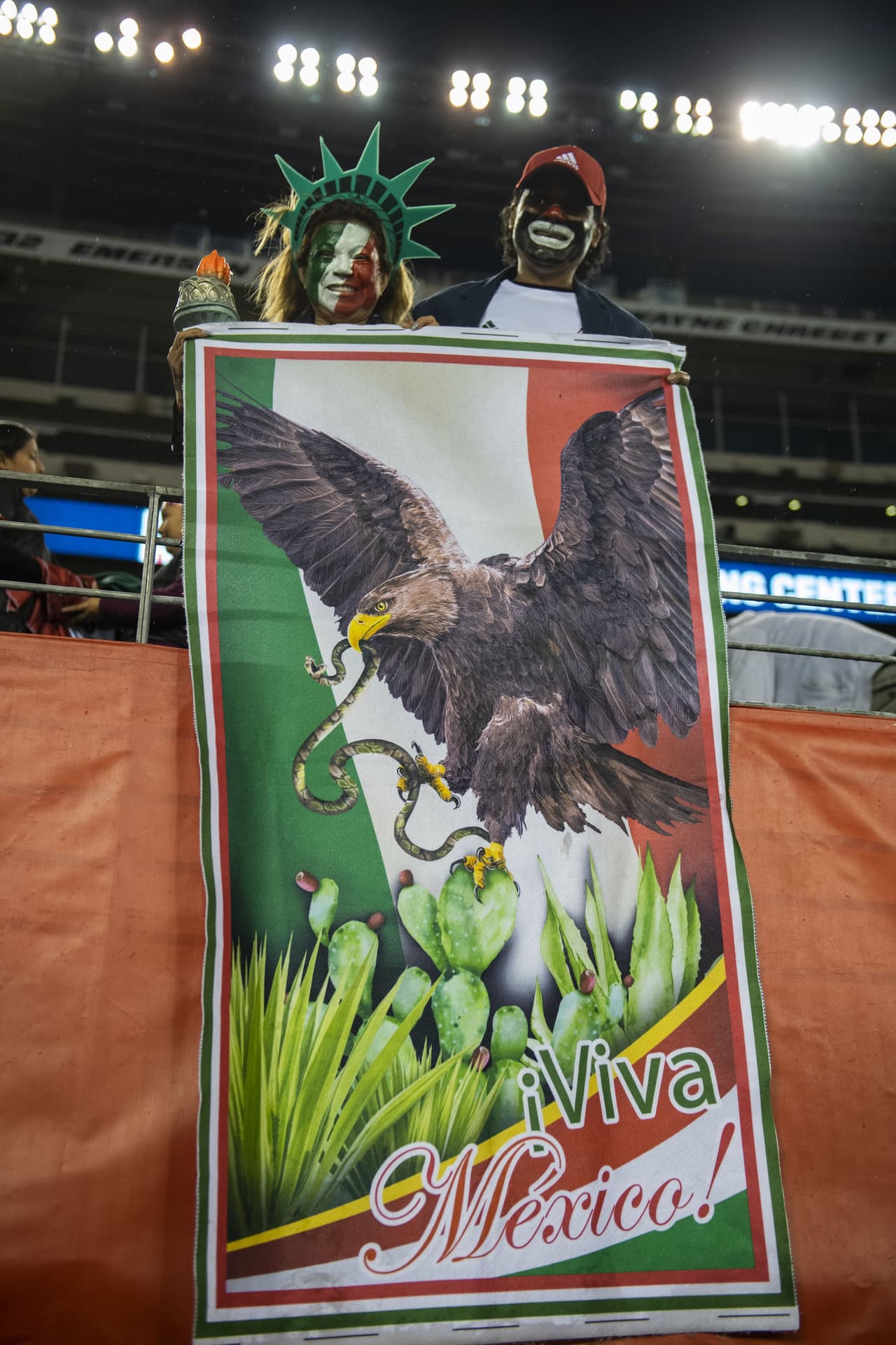 Así se encuentra el ambiente en el MetLife Stadium para el ¡Choque de Gigantes!