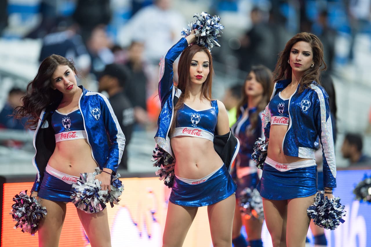 La belleza de las porristas en la fecha 5