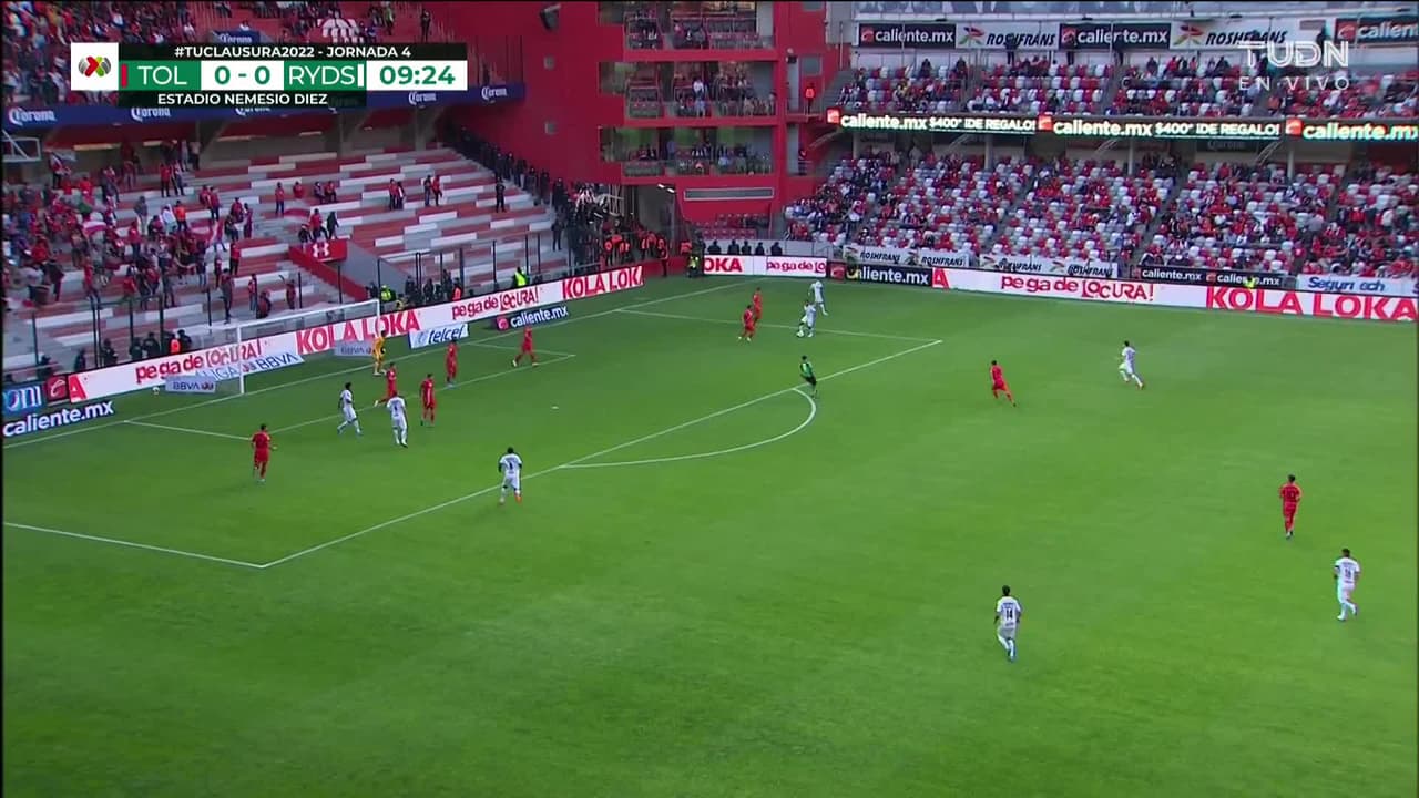 ¡TIRO ATAJADO! disparo por Jesús Gallardo.