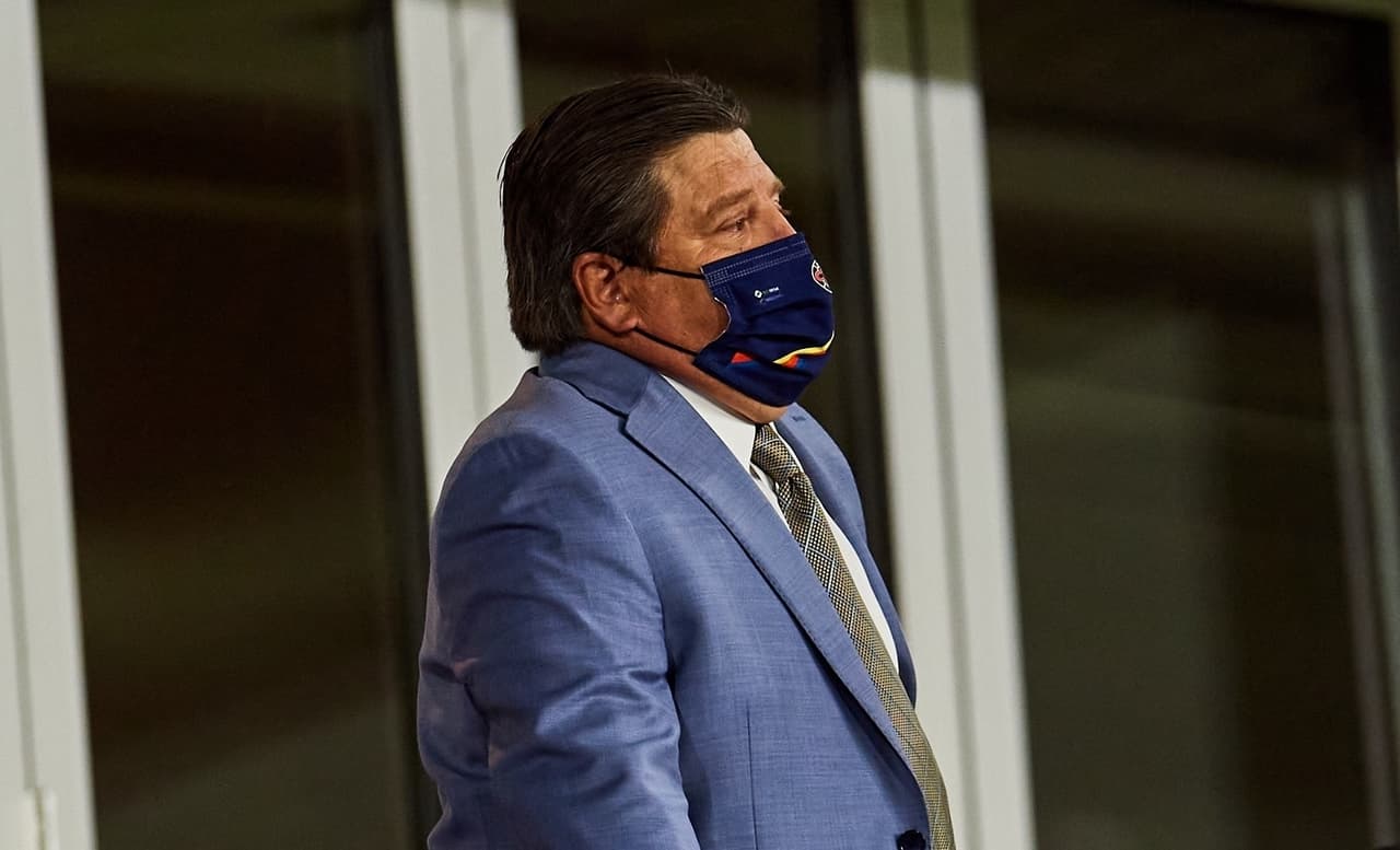 Miguel Herrera dio positivo por COVID-19 y está confinado