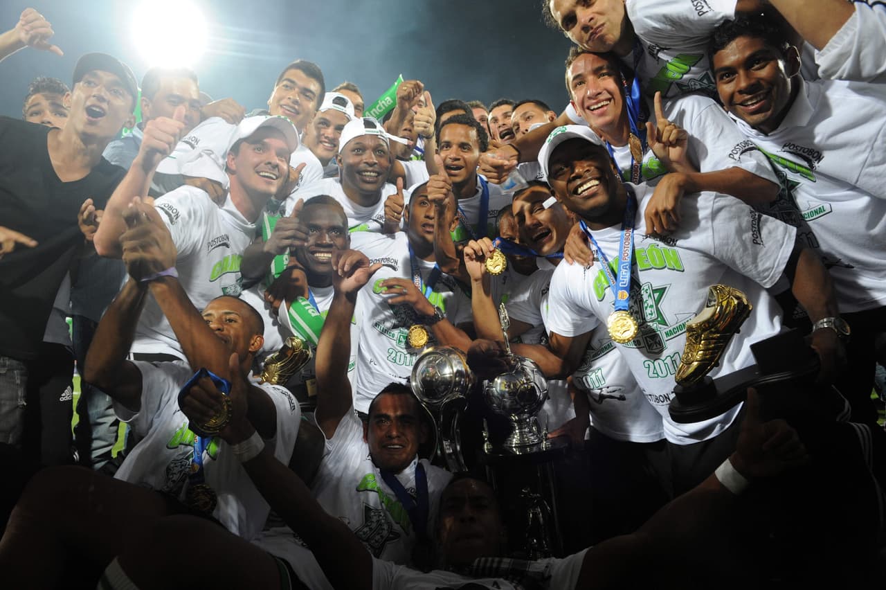Para 2011 llegó a Atlético Nacional, club con el que se coronó de nuevo campeón del fútbol colombiano, su segundo título en ese país. En 2012 salió de ese equipo luego de que se acabara su préstamo.