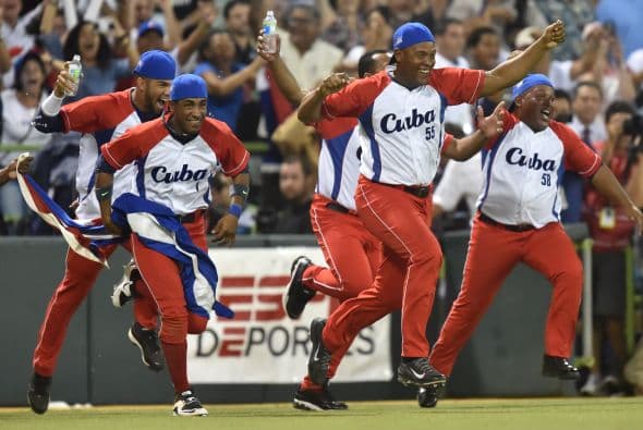 Esto llevó a que la Serie del Caribe no se celebrara desde 1961 a 1969. El último equipo cubano que había ganado este torneo fue los Elefantes de Cienfuegos.