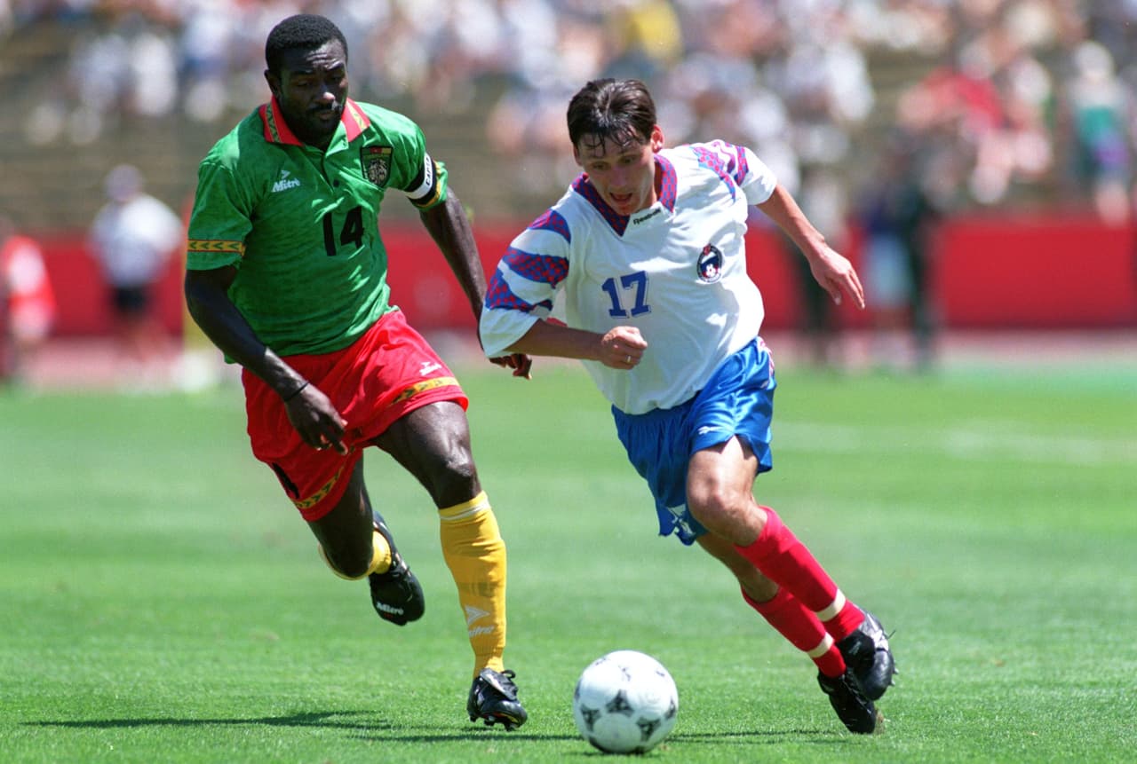 Los rusos estaban imparables a pesar de que esperaban aún que en el grupo E, en los partidos Irlanda contra Noruega y México contra Italia no hubiera empates.