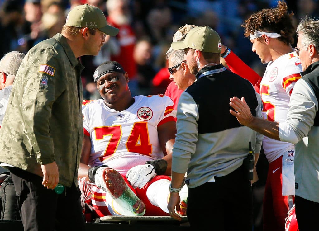 Kansas City 32-35 Tennessee. Los Titans remontan a los Chiefs y consuman la victoria evitando un gol de campo.