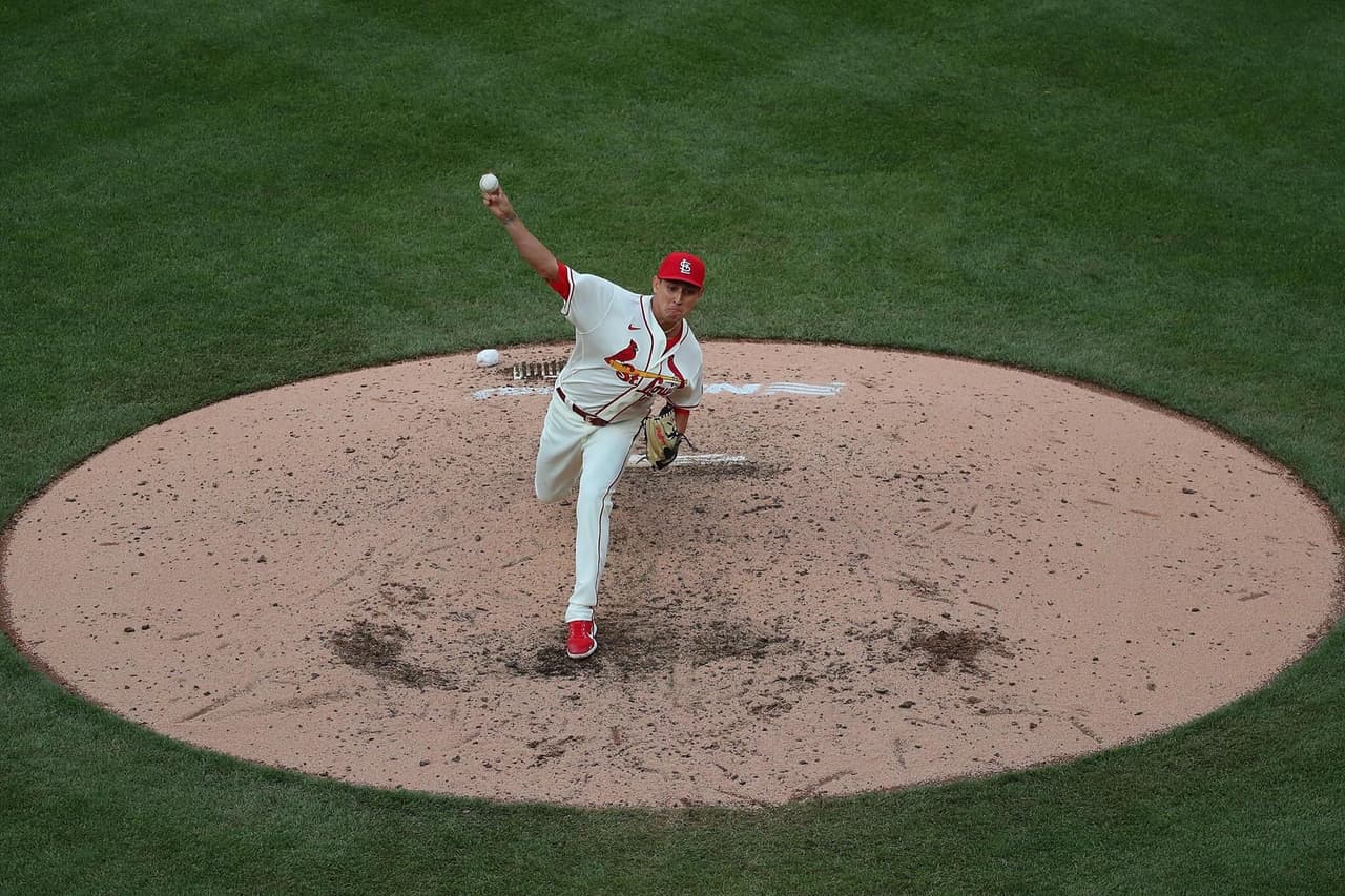 Giovanny Gallegos lanza dos entradas en blanco con San Luis