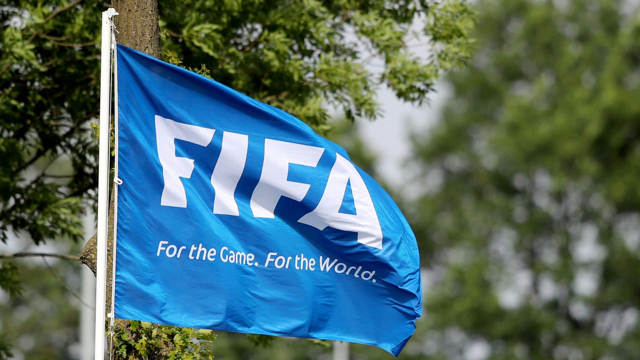 FIFA dispone de 1.5 billones de dólares para el futbol