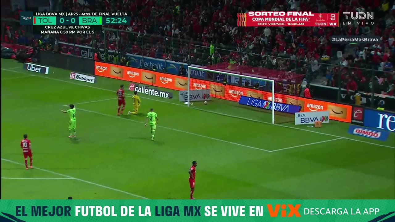 ¡Atajadón de Sebastián Jurado! El arquero de Juárez evita el primero del Toluca