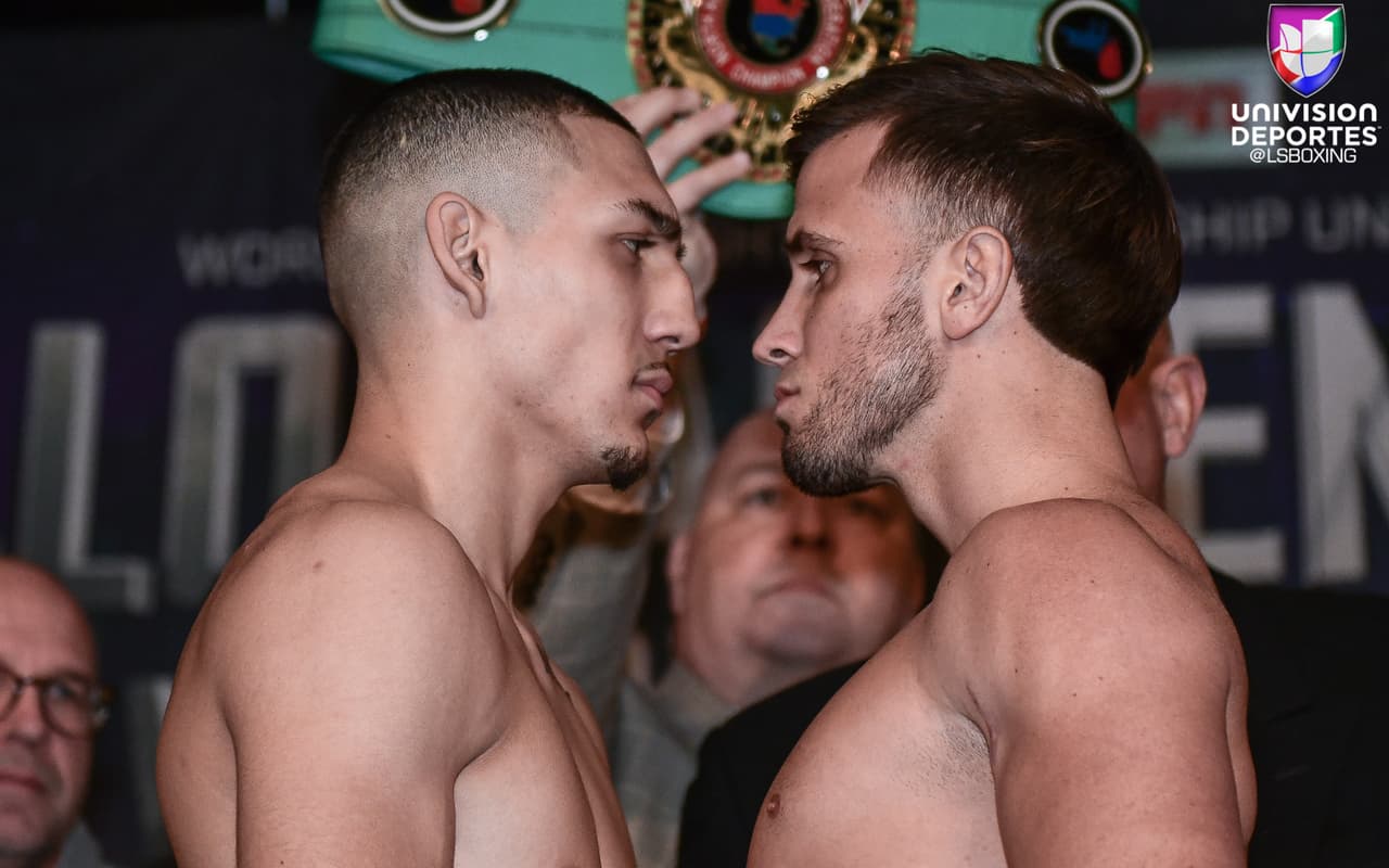 <b>Teofimo López</b> y
<b> Mason Menard </b>se verán las caras en pelea de eliminatoria a 10 rounds en peso ligero. Ambos pesaron 135 libras.