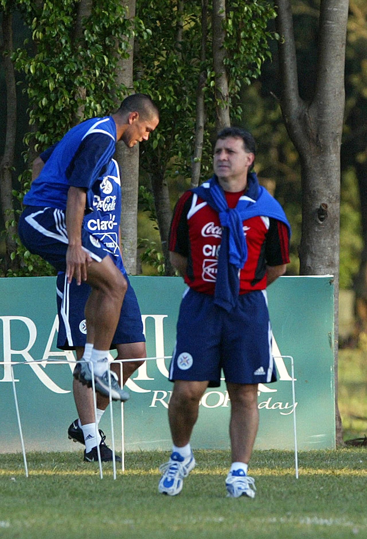 Gerardo 'Tata' Martino confió en Verón y en otros paraguayos de la Liga MX como Paulo Da Silva y Cristian Riveros.