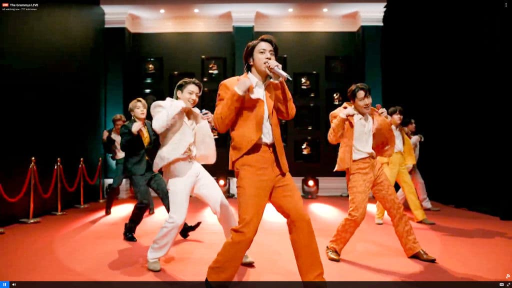 El discurso del lunes marcó la segunda aparición del grupo en la ONU. La banda participó en un evento en 2018, cuando RM habló sobre su trabajo con UNICEF.