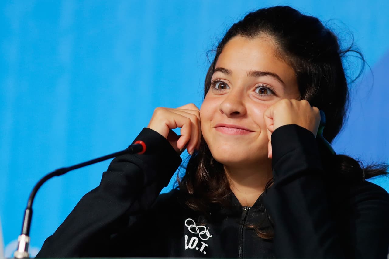 Yusra Mardini es la abanderada de los 10 deportistas que representan al equipo de los refugiados en los Juegos Olímpicos de Río 2016.