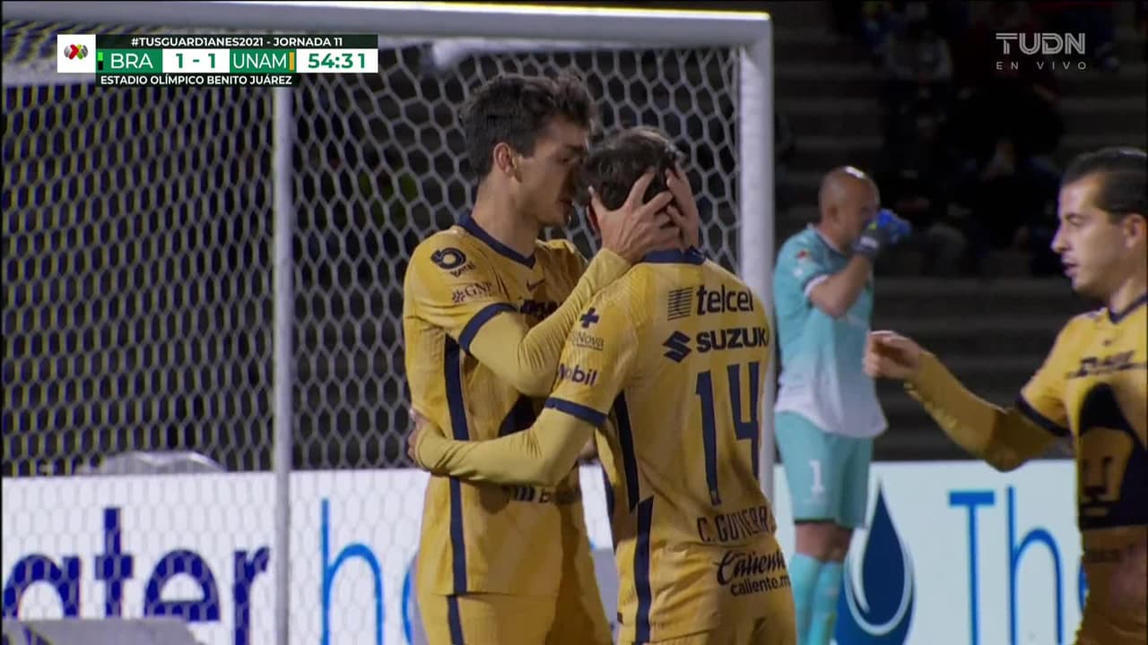 ¡GOOOL! Juan Ignacio Dinenno anota para Pumas UNAM.