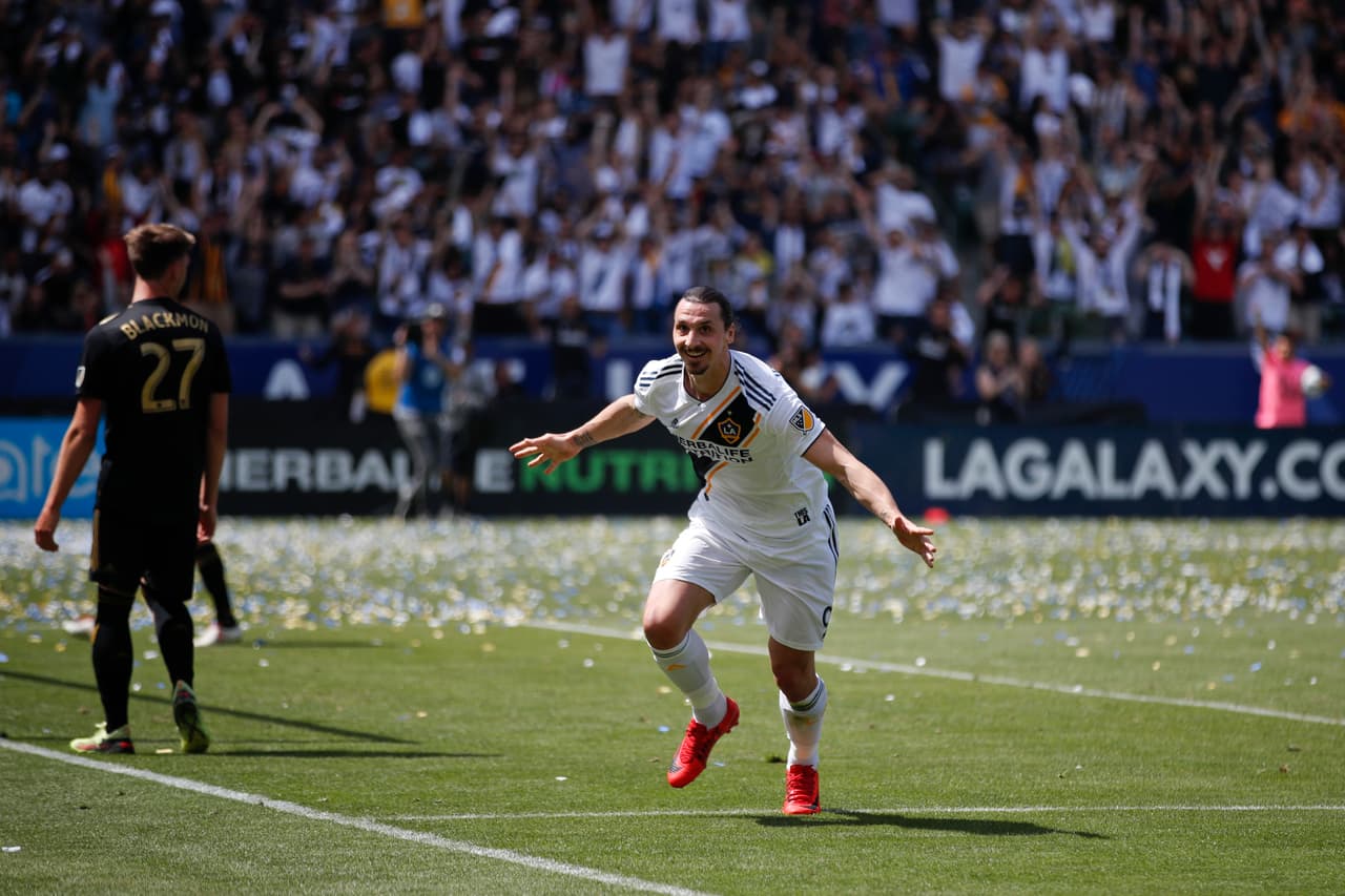 <b>El original</b>
<br>Los Angeles Galaxy fue un equipo fundado el 15 de junio de 1994, por lo tanto, está próximo a cumplir 26 años de existencia.