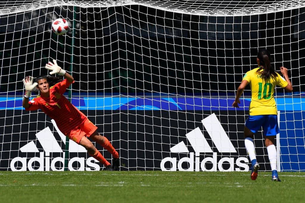 Portera mexicana llega al futbol europeo con el Stade de Raims de Francia