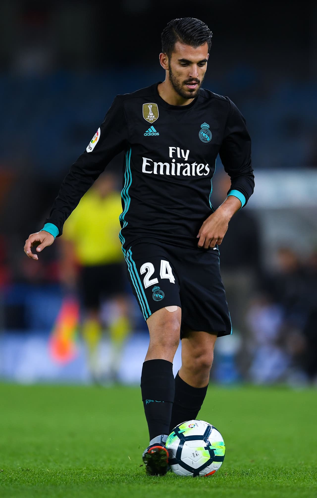 Del Real Madrid podría salir el mediocampista Dani Ceballos, relegado a la tribuna en lo que va de la temporada. Muy pocos minutos ha tenido por lo que se dice que saldría al Liverpool.