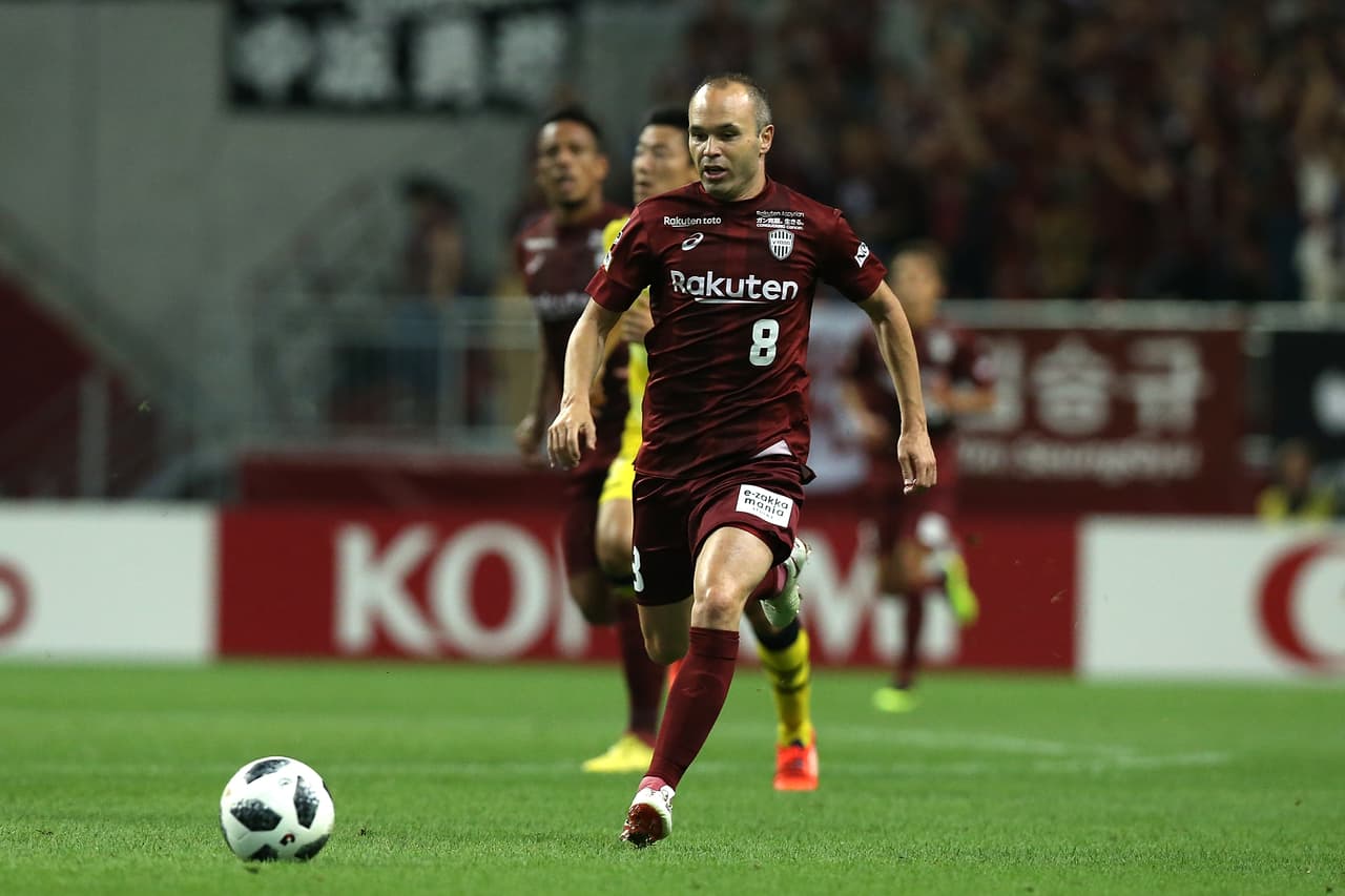 Andrés Iniesta dejó al 'amor de su vida' el Barcelona para irse a jugar con a Japón donde ahora deslumbra.