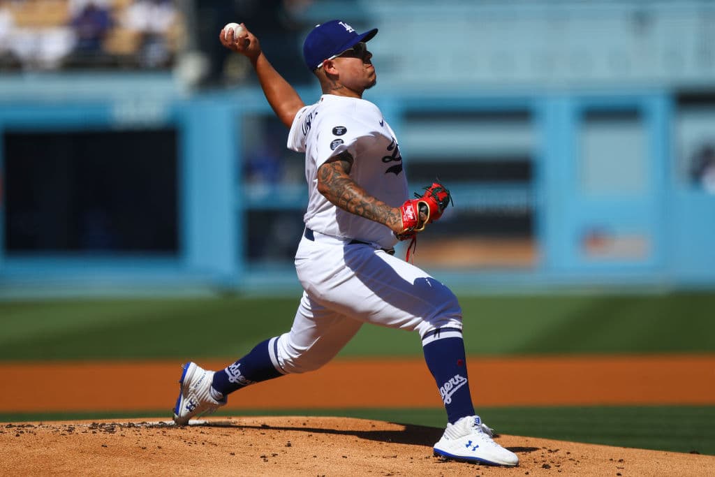 Julio Urías se va sin decisión e impone marca personal con Dodgers