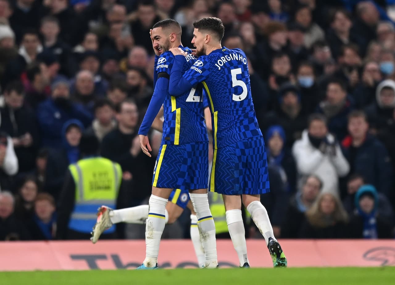 Los Blues se impusieron sobre el Tottenham en Stamford Bridge con las anotaciones de Hakim Ziyech y Thiago Silva.
