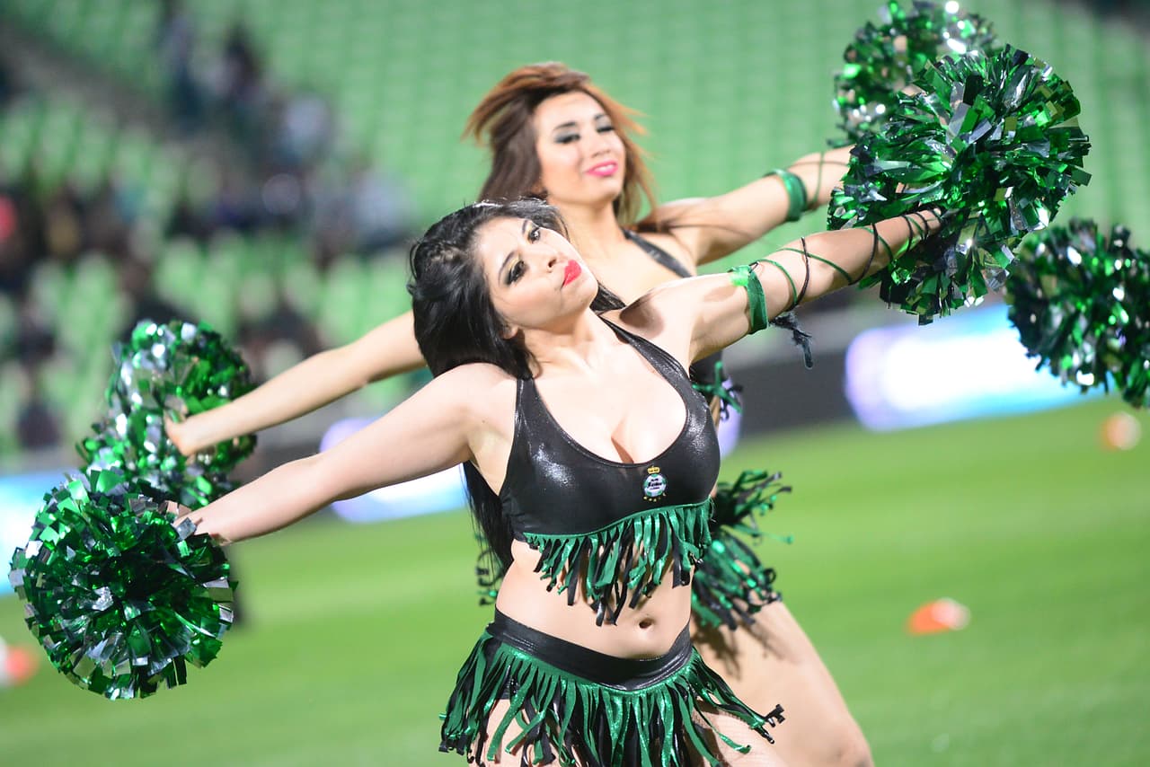 La belleza de las porristas en la fecha 6