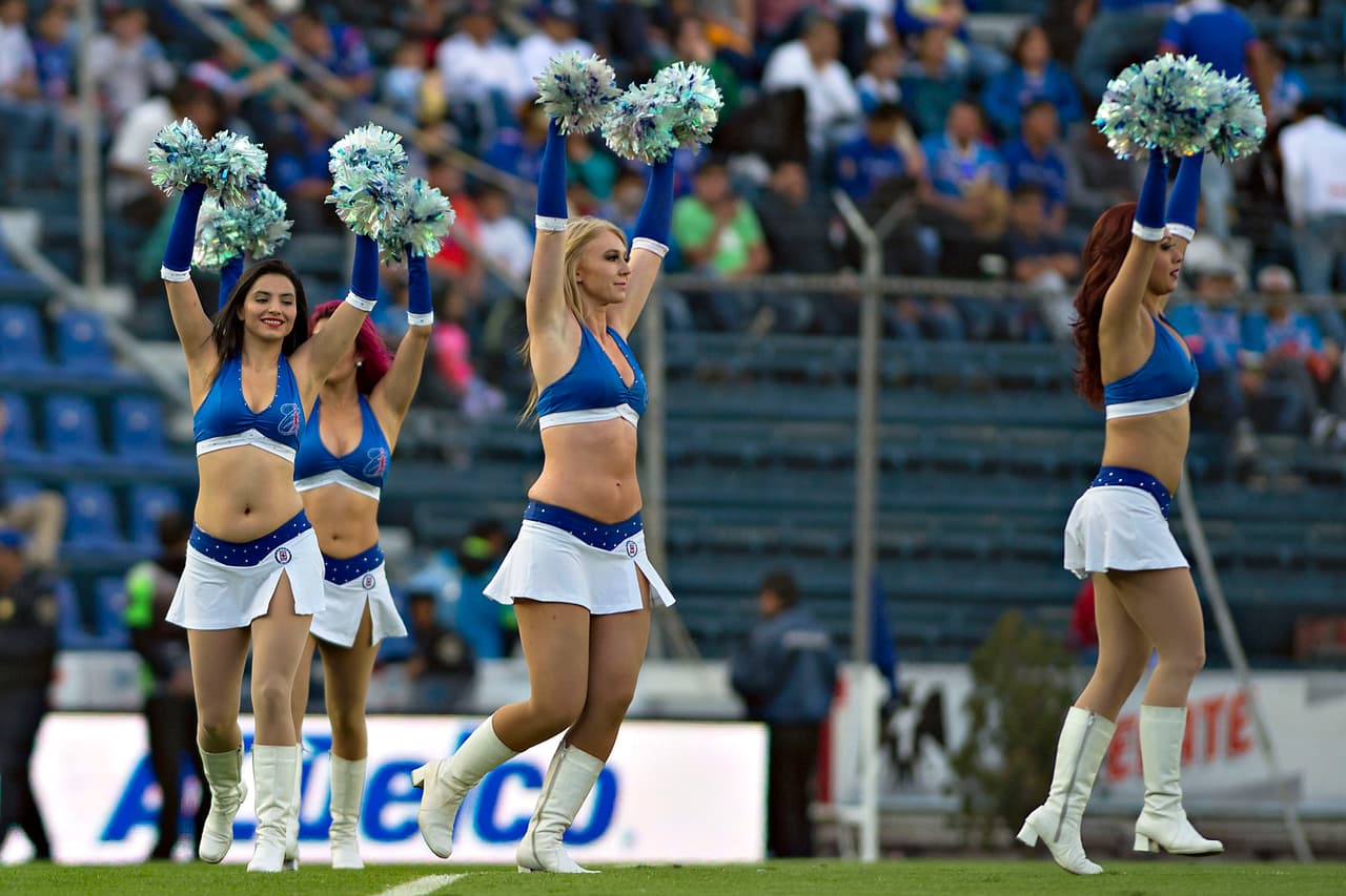 La belleza de las porristas en la fecha 6
