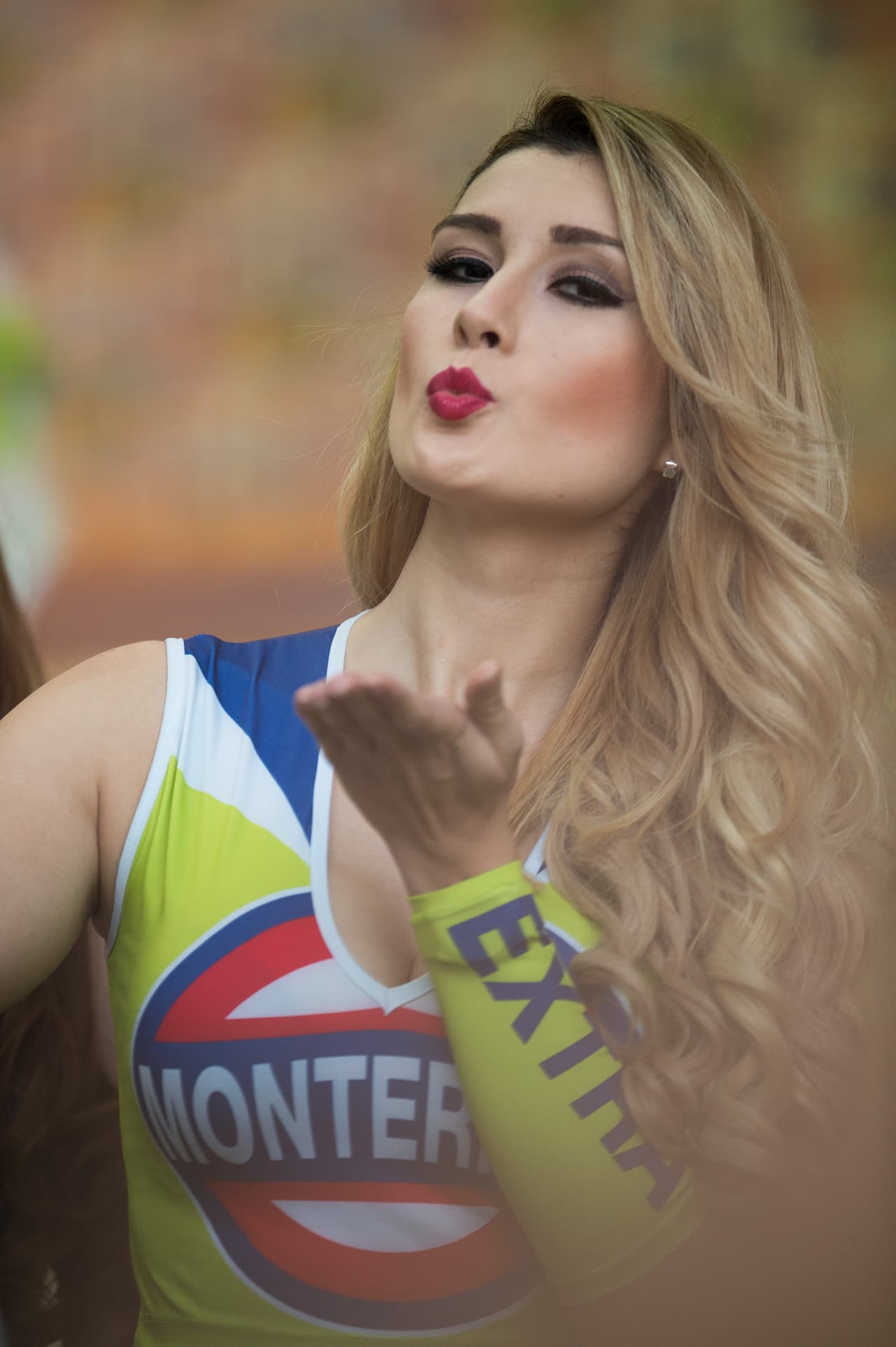 La belleza de las porristas en la fecha 6