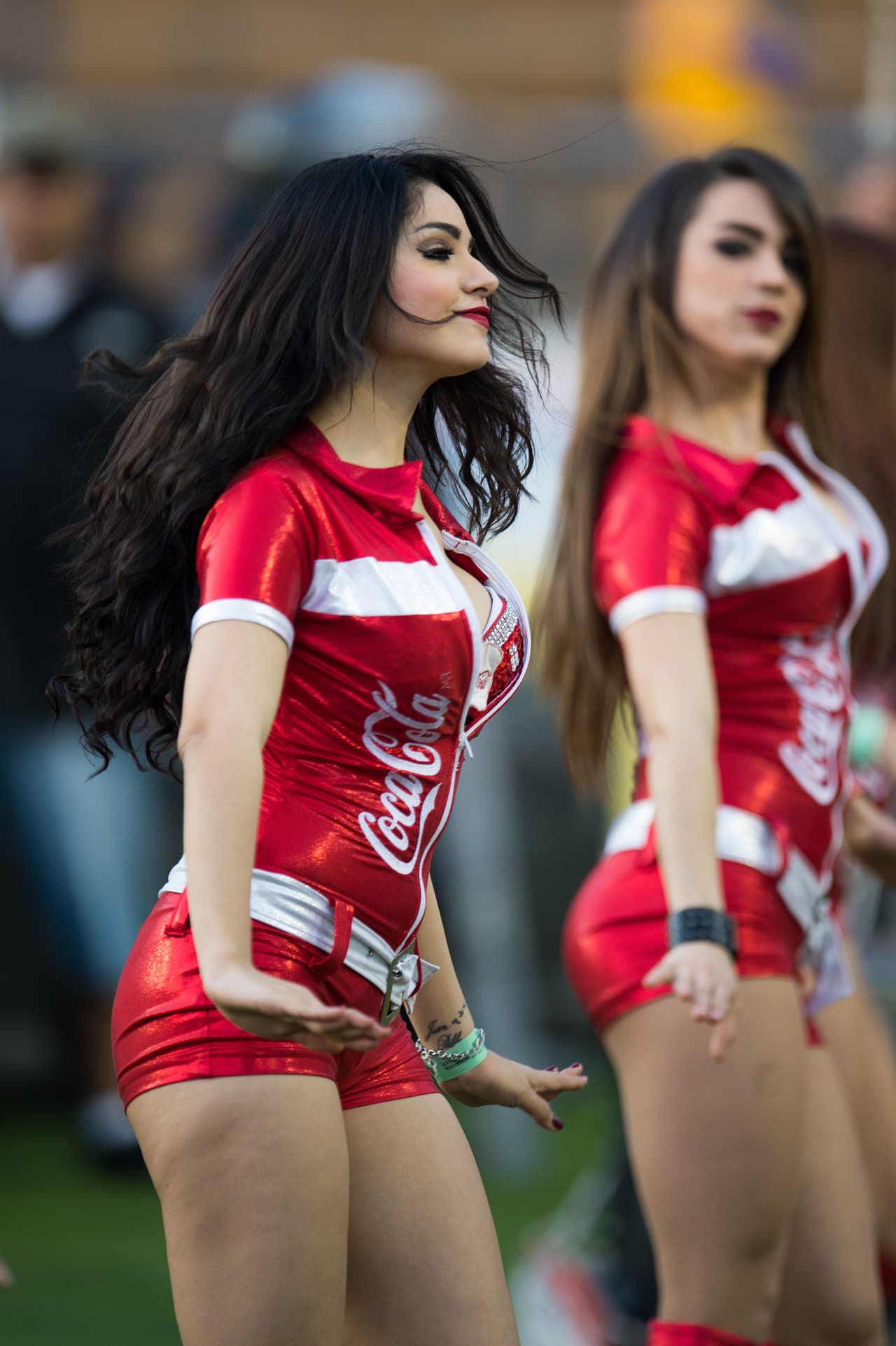 La belleza de las porristas en la fecha 6