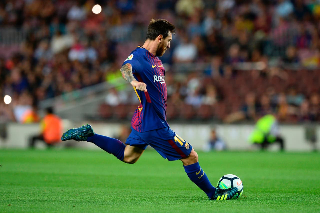 Quien más lo intentó en el Barça fue, claramente, Messi. Dos remates al palo en la segunda mitad y un cabezazo que se fue por muy poco tras un tiro de esquina.