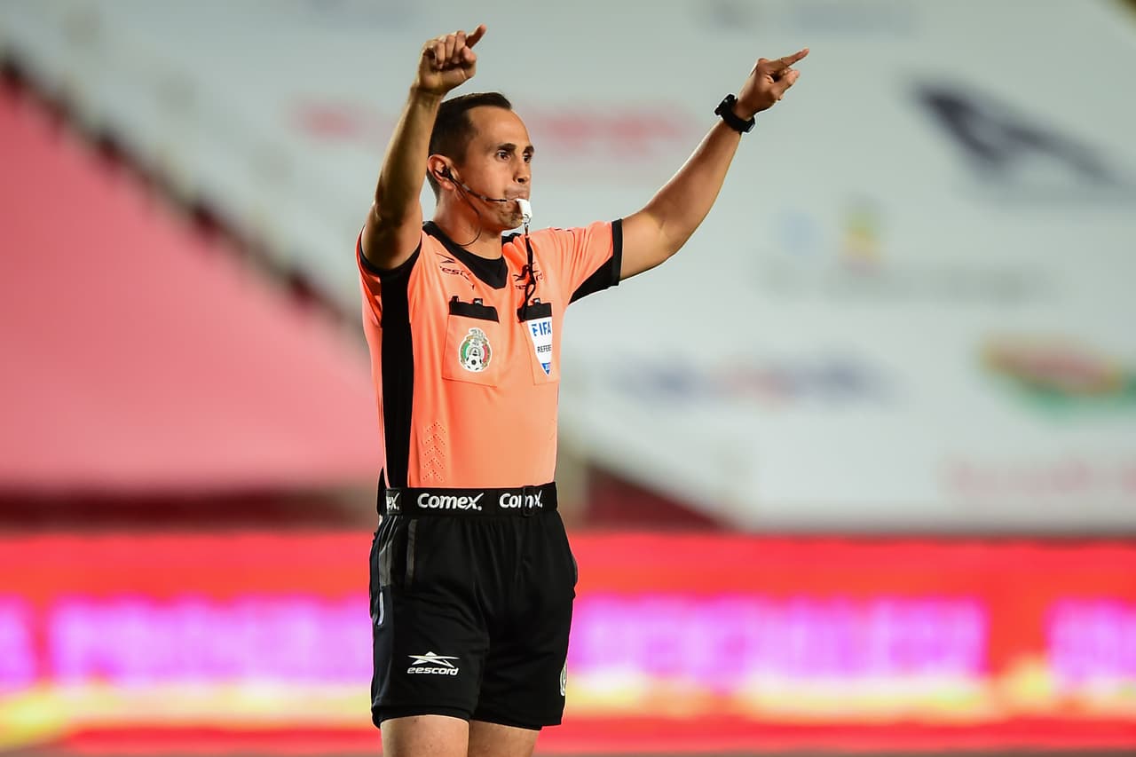 Minutos más tarde llegaba el descuento de Necaxa, pero el tanto fue anulado por fuera de lugar.