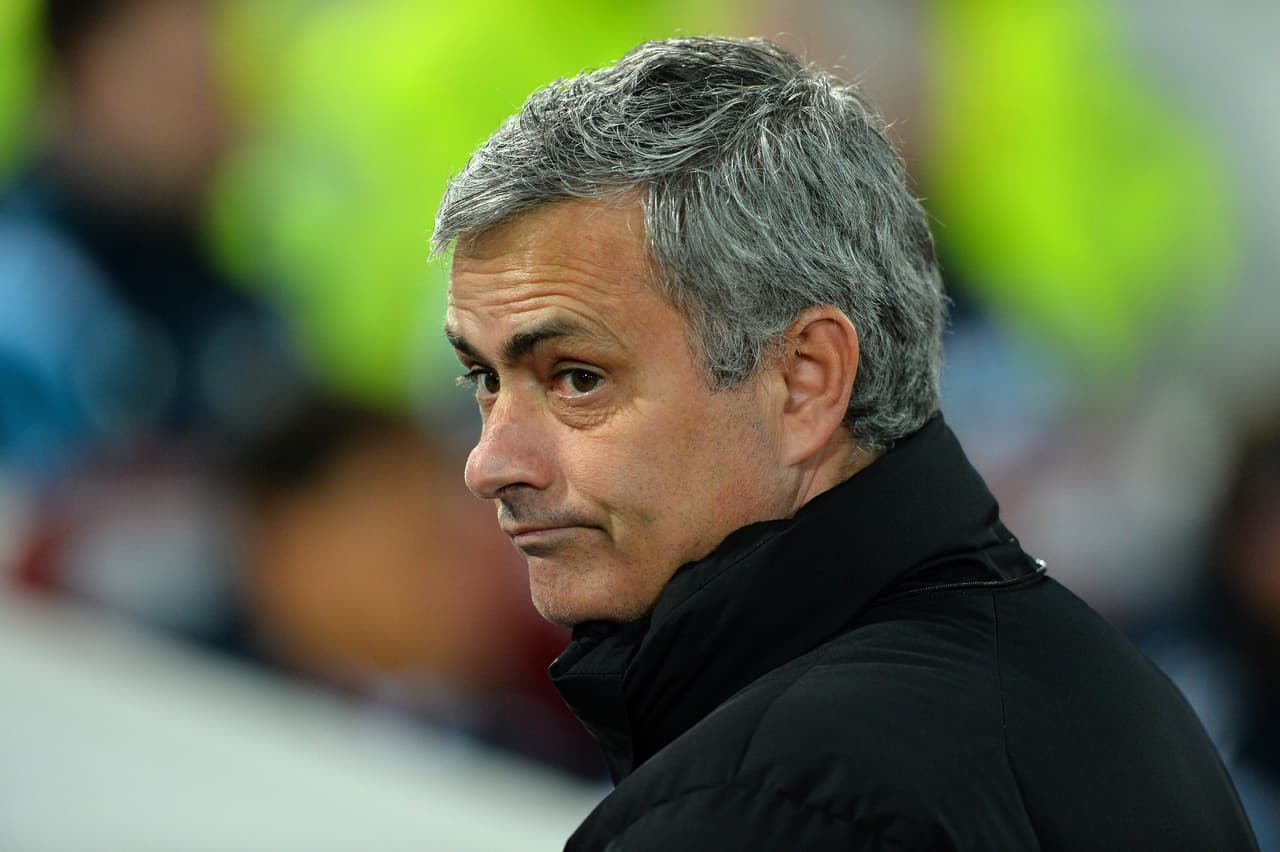 “¿100 victorias con el Real Madrid? ¡No! ¡Me estás engañando, no puede ser! Revisa las estadísticas, con los palos que me meten… Serán 50, no 100”